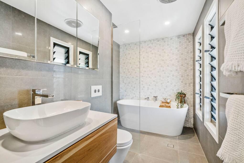 Elite Homes Coobowie Waters