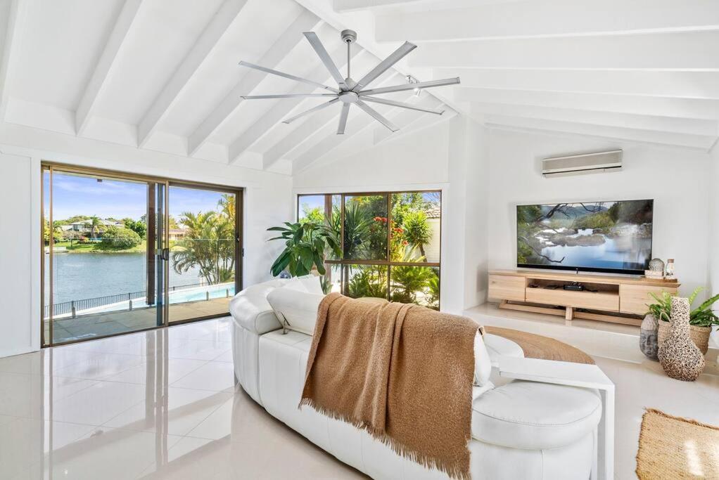 Elite Homes Coobowie Waters * Gold Coast